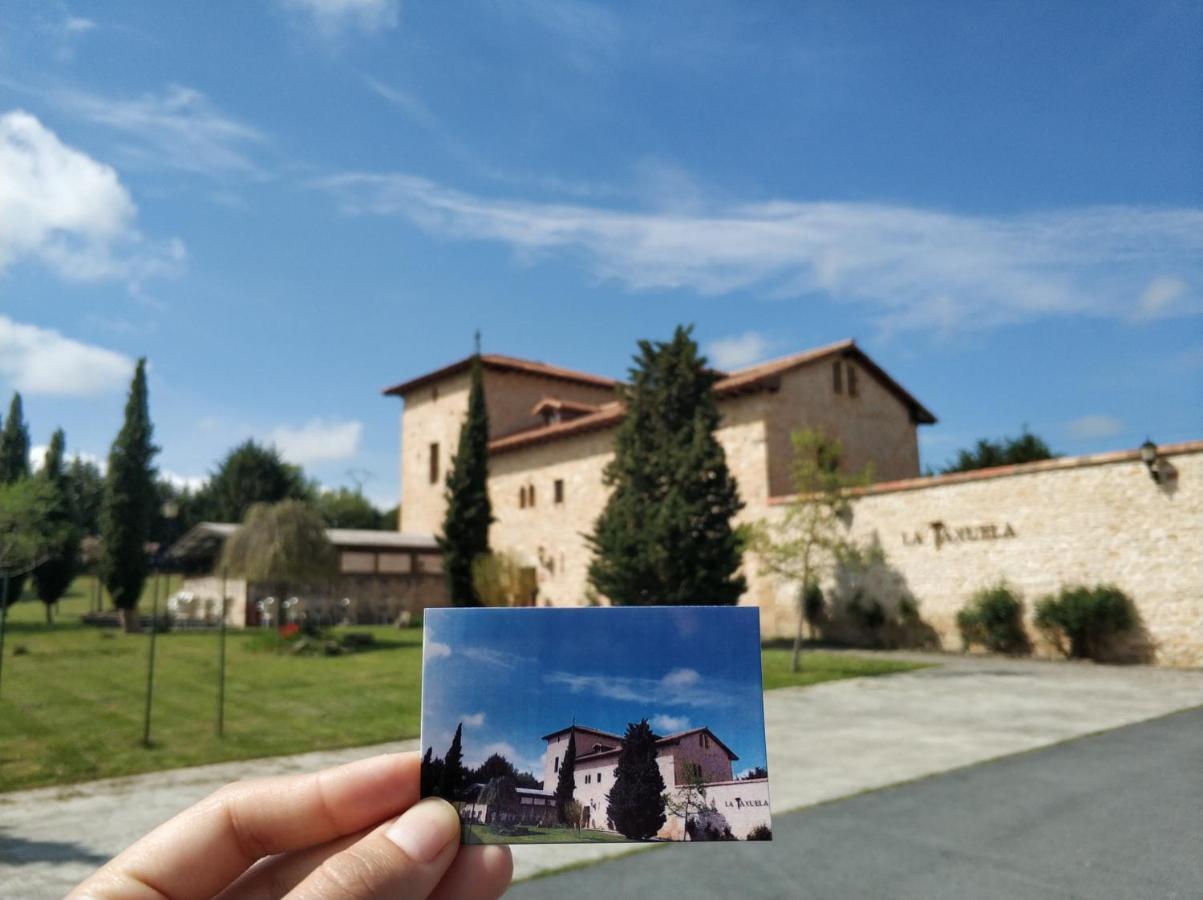 Posada Torre Palacio La Taxuela Villanueva la Lastra Exteriér fotografie