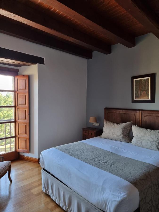 Posada Torre Palacio La Taxuela Villanueva la Lastra Exteriér fotografie